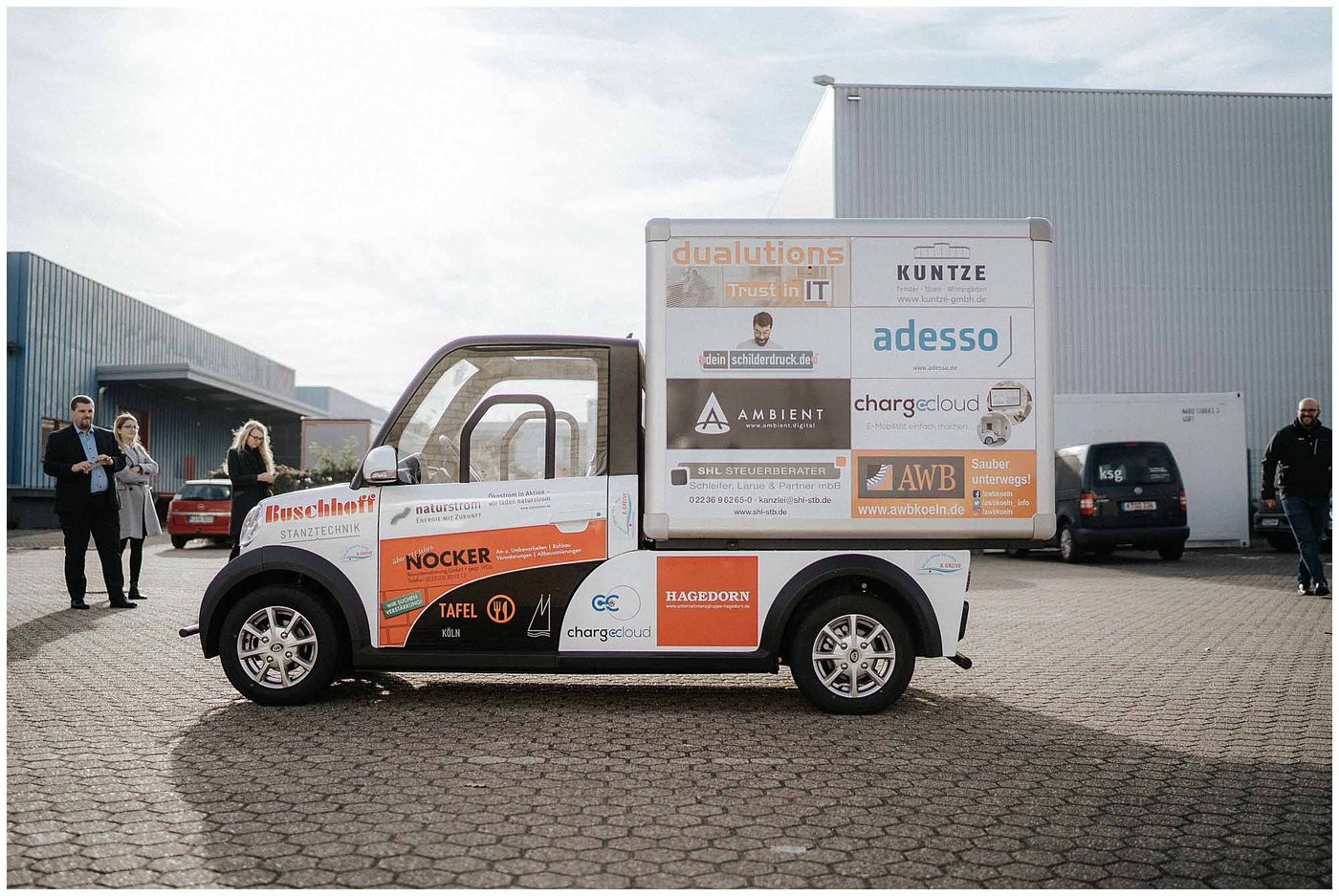 Mit voller Batterie durch Köln - Die Tafel mit neuem Mobil unterwegs